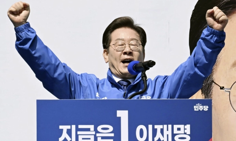 hanh-trinh-tu-mot-cong-nhan-nha-may-den-tong-thong-han-quoc