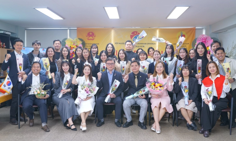 dai-hoi-dai-bieu-lan-thu-viii-hoi-nguoi-viet-nam-tai-jeonnam-gwangju-han-quoc