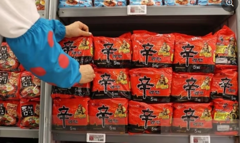 xuat-khau-mi-an-lien-cua-han-quoc-tang-22-trong-nam-2025