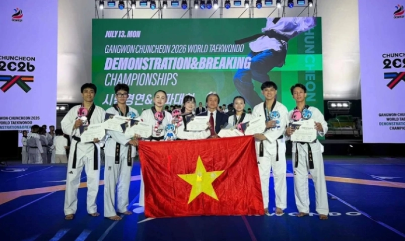 thua-han-quoc-chau-tuyet-van-cung-taekwondo-viet-nam-gianh-hcb-the-gioi