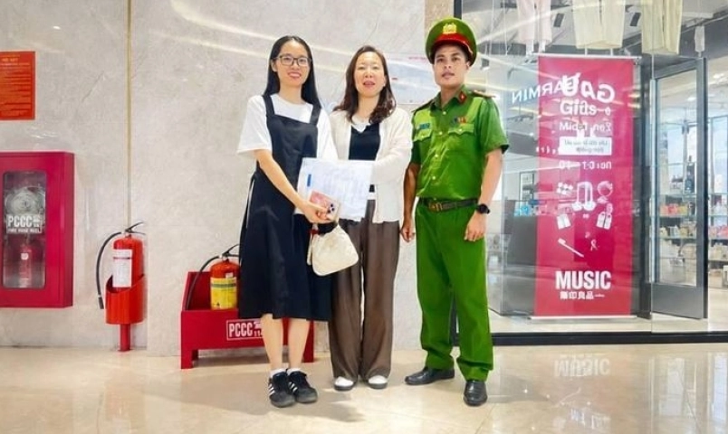 nu-cong-dan-han-quoc-xuc-dong-nhan-lai-hon-92-trieu-dong-chuyen-nham
