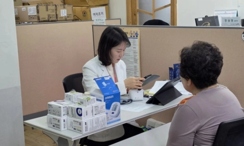 han-quoc-ung-dung-ai-trong-cham-soc-suc-khoe-nguoi-cao-tuoi