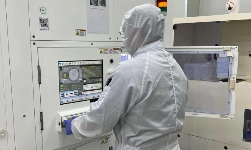 con-sot-hoc-ban-dan-de-vao-samsung-sk-hynix