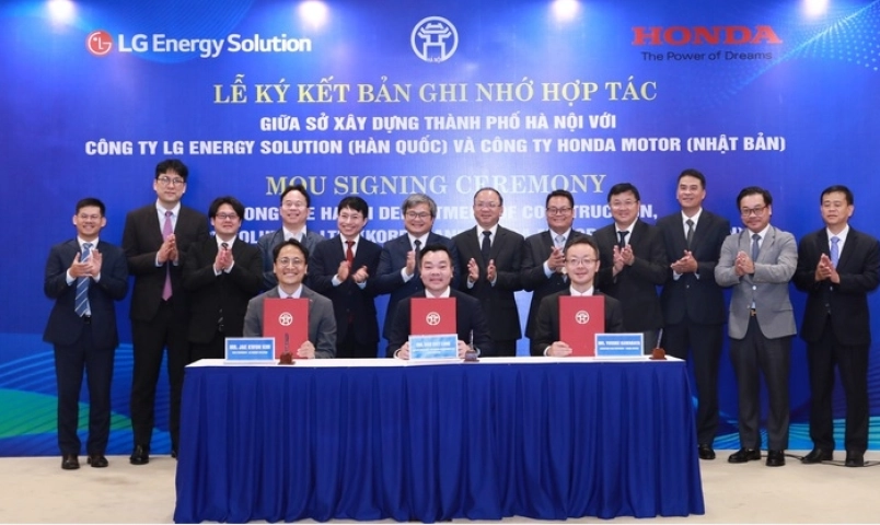 tin-cuc-vui-tu-ong-lon-han-quoc-va-nhat-ban-danh-rieng-cho-hang-trieu-nguoi-dan-ha-noi