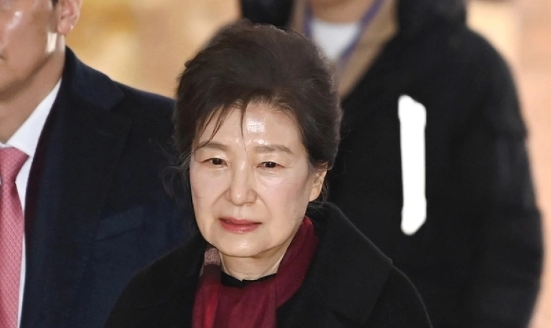 cuu-tong-thong-han-quoc-bi-tich-thu-nha-vi-4-nam-chua-tra-no