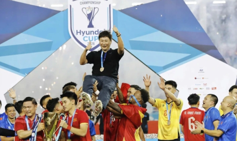 vi-sao-hlv-han-quoc-thanh-cong-o-viet-nam-con-hlv-nhat-ban-thi-chua